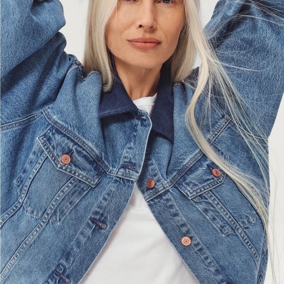 Women's Blue Denim Jacket Gap × DÔEN Oversized Icon Denim Jacket NWT Medium - Picture 4 of 5